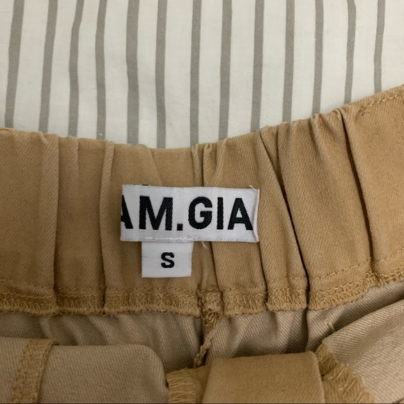 IAMGIA cargo shorts - Picture 3 of 3